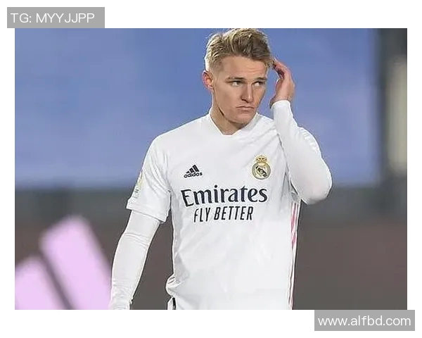 厄德高领衔新一代足球天才展现未来之星的无限可能与潜力 厄德高领衔新一代足球天才展现未来之星的无限可能与潜力