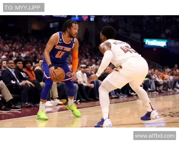 尼克斯与爵士精彩对决录像回放全场精彩瞬间分析与解读