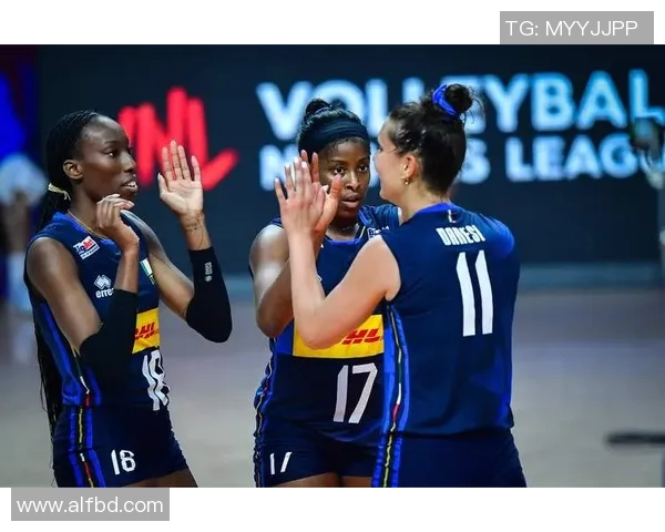 意大利女排与泰国女排精彩对决直播回顾与赛况分析