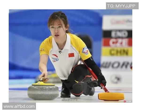 捷克与中国冰壶对决精彩上演12月5日赛场见证巅峰对决