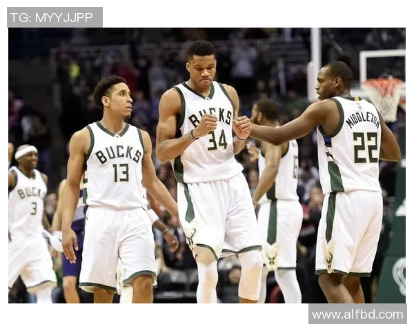 火箭队与雄鹿激战正酣比分悬念迭起引发球迷热议