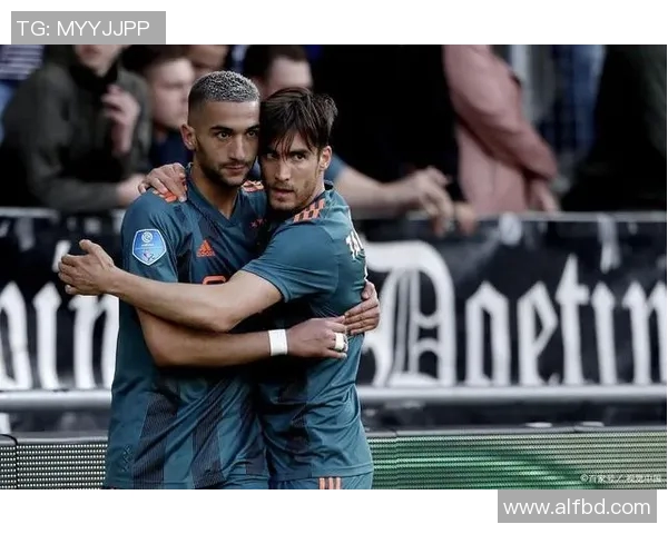 赫尔蒙德与埃青年激战在即谁能在这场较量中笑到最后 赫尔蒙德与埃青年激战在即谁能在这场较量中笑到最后