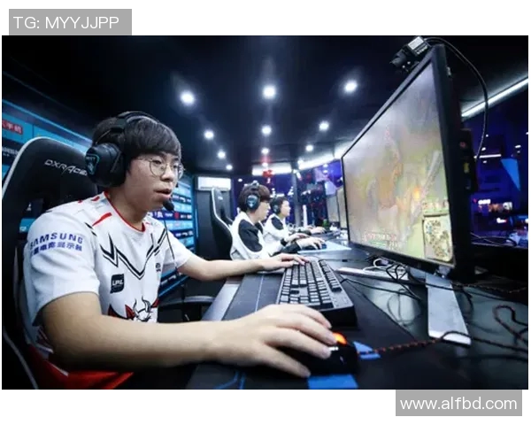 重磅解析:JDG战队边路渗透策略的创新与影响分析