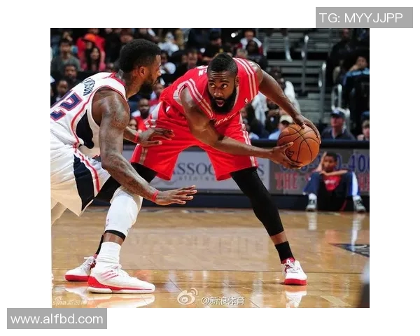 骑士队与费城76人展开激烈对决新浪体育全程直播精彩瞬间