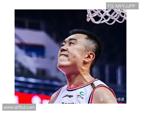 韩德君的篮球传奇之路：从青涩少年到CBA巨星的成长历程与辉煌成就