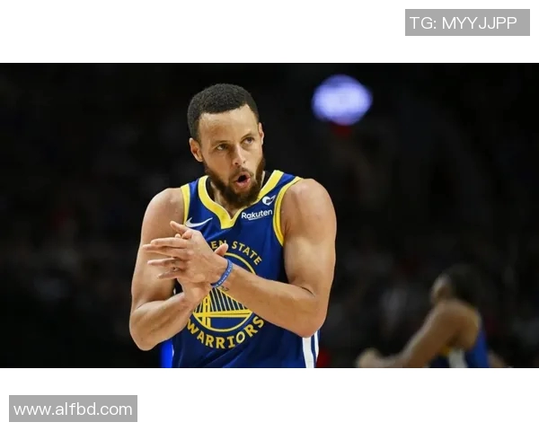 308勇士与开拓者激战正酣谁能在这场对决中笑到最后